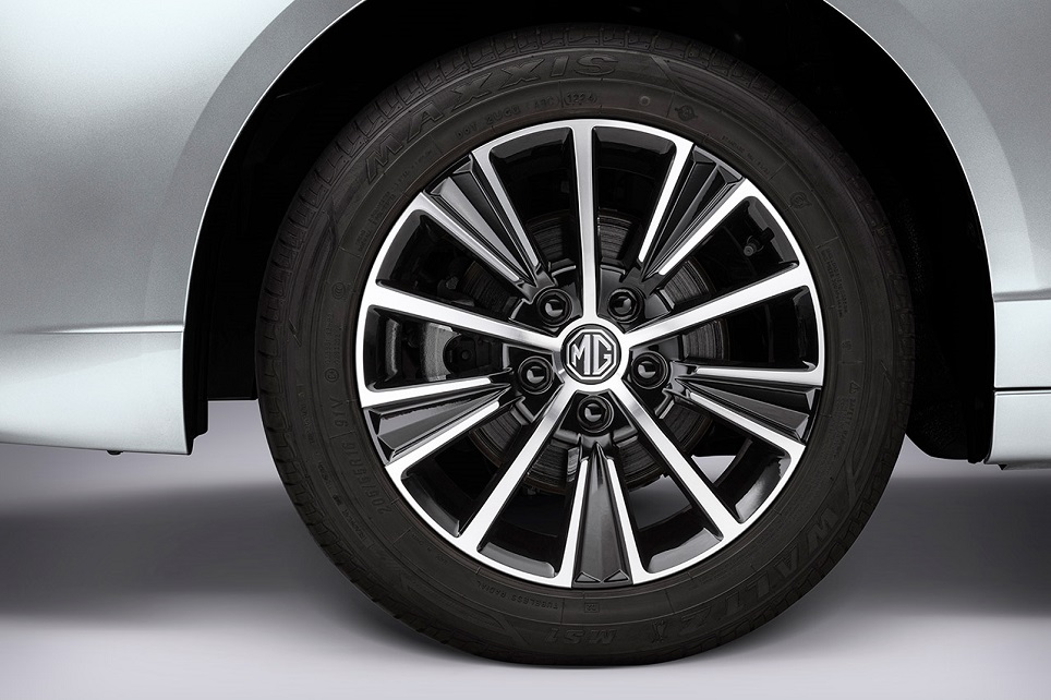 MG5 Exterior (6)